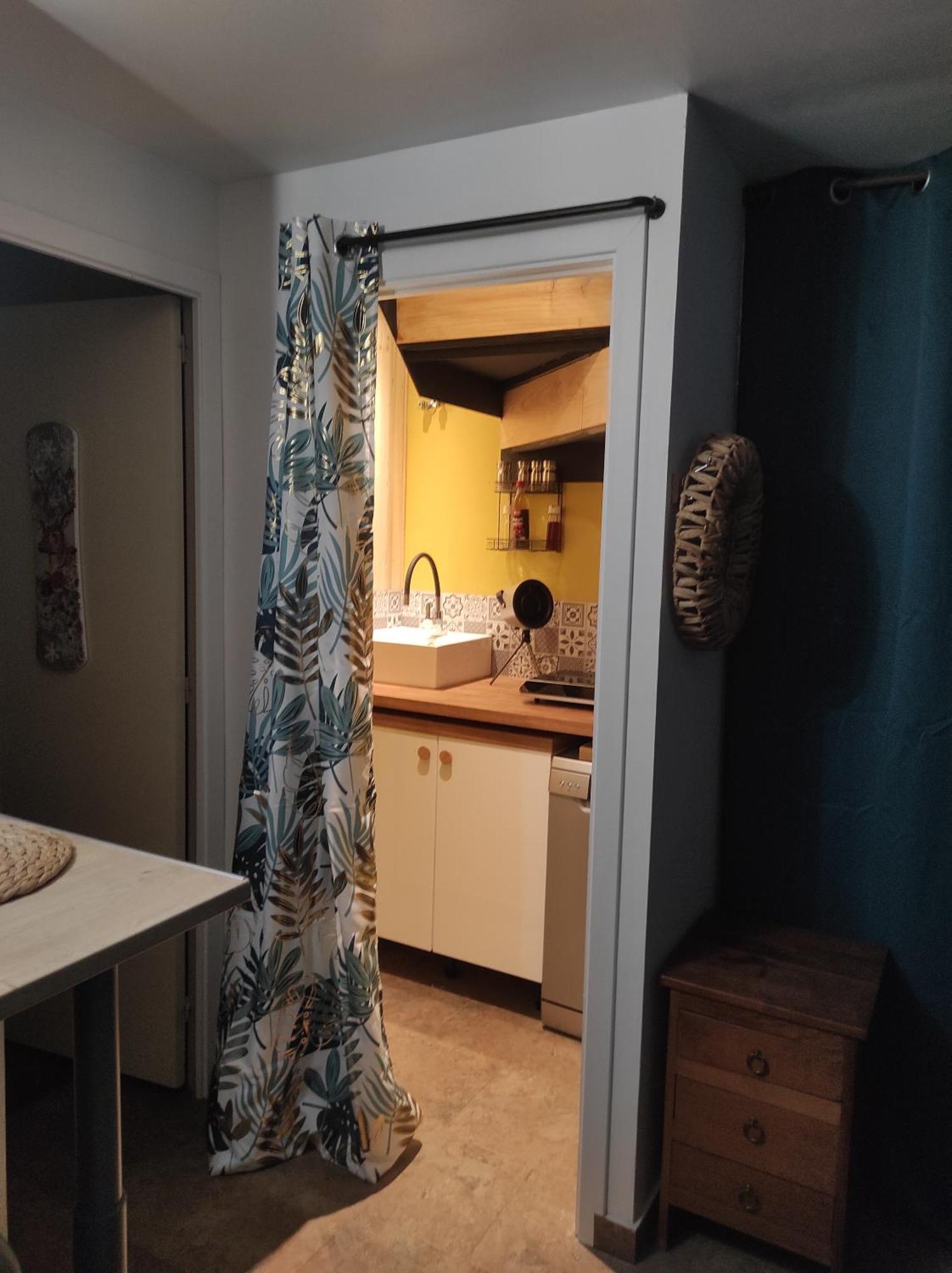 Petit Studio Cosy Saint-Pierre-dels-Forcats Exterior photo